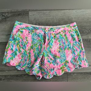 Lilly Pulitzer size 10 Buttercup shorts like new